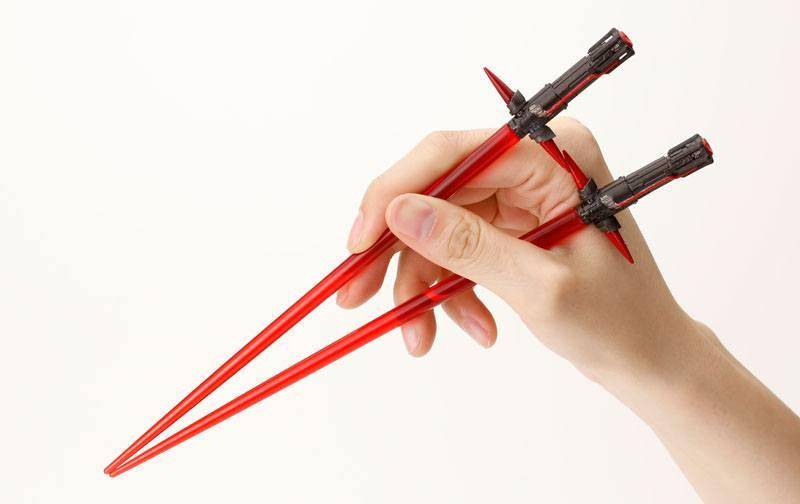 Star Wars - Essstäbchen Lichtschwert Kylo Ren - 23 cm