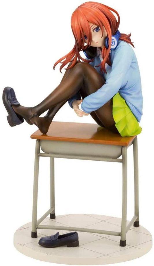 The Quintessential Quintuplets - Statue Miku Nakano - 19 cm