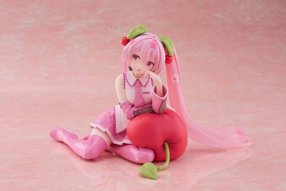Hatsune Miku - Statue Sakura Miku (Cherry Cushion Ver.) - 13 cm