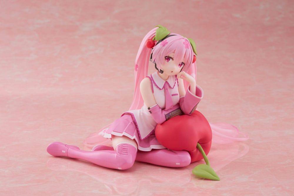 Hatsune Miku - Statue Sakura Miku (Cherry Cushion Ver.) - 13 cm