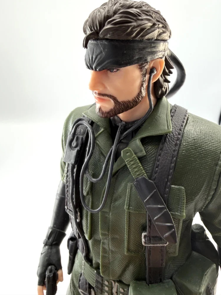 Metal Gear Solid - Statue Naked Snake - 20 cm