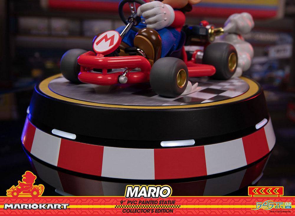Nintendo - Statue Mario Markt Mario (Collector's Edition) - 22 cm