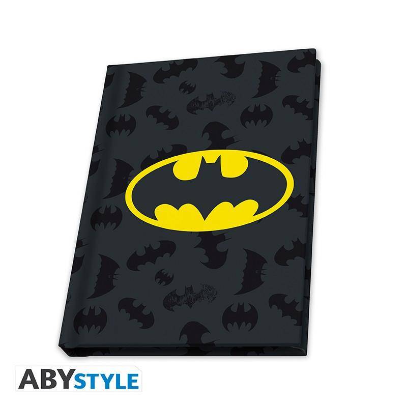 DC Comics - Geschenkset Batman - Glas, Notizbuch & Anstecker